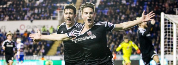 Sergi Canos scores for Brentford